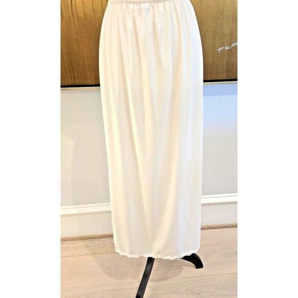 Vintage Vanity Fair Half Slip Womens Small Long Length LL Lace Made USA Nylon - Picture 1 of 11